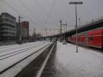 Bahnsteig 5 und 4 + S-Bahn in Frankfurt (M) West.