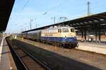 Centralbahn 110 383-7 mit Stoom Stichting Nederland Sonderzug in Frankfurt am Main Hbf am 11.05.24 