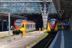 HLB Stadler Flirt 429 xxx und  Alstom Coradia Continental 1440 xxx am 11.05.24 in Frankfurt am Main Hbf