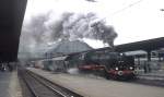 Prchtig setzt sich hier die kleine 24er des Eisenbahnkurier in Scene ( Frankfurt Hauptbahnhof in den 80er Jahren )