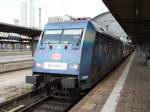 BR 101 mit Adler Mannheim Werbung am 01.08.10 in Frankfurt am Main Hbf.