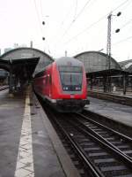 Ein RB Doppelstocksteuerwagen in Frankfurt am Main Hbf am 28.03.09