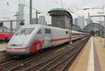 401 067-1 verlsst Frankfurt(M) Hbf am 20.07.2011