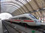 ICE T 1521 Homburg(Saar), am 08.04.2012 im Hauptbahnhof Frankfurt.