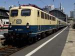 140 423-5 steht am 17.08.13 in Frankfurt am Main Hbf Gleis 1a