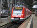 430 651 steht hier am 03.01.2015 als S7 nach Riedstadt-Goddelau in Frankfurt am Main am Hbf.