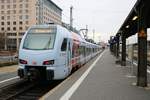 DB Regio Süwex Stadler Flirt3 429 124 am 15.12.18 in Frankfurt am Main Hbf auf Gleis 1A