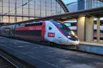 SNCF TGV Duplex Lyria 4717 in Frankfurt am Main Hbf als TGV9560 nach Paris Est am 30.11.19 