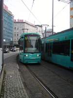 Ein VGF S Wagen in Frankfurt am Main Hbf am 13.02.11