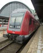 Diese Dostos, mit Steuerwagen vorraus, standen am 23.08.2013 in Frankfurt (M.) Hbf.