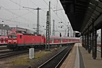 Einfahrt am 21.03.2015 von der Frankfurter 143 644-3 mit einer RB in ihren Endbahnhof Frankfurt (Main) Hbf.