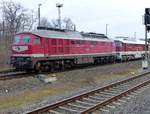 Die Ludmillas 9280 1232 426-7 D-NREC und 9280 1232 173-5 D-TRG auf dem Weg durch den Hauptbahnhof von Gera am 29.2.2020