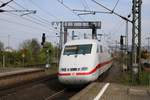 Nachschuss auf BR 401 (Tz 157  Landshut ) als ICE 882 (Linie 25) von München Hbf nach Hamburg-Altona bei der Ausfahrt aus dem Bahnhof Göttingen. [1.5.2017 - 11:58 Uhr]