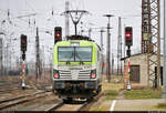 193 895-0 (Siemens Vectron) rangiert im Bahnhof Großkorbetha auf Gleis 9 und wartet am Signal auf Weiterfahrt.

🧰 ITL Eisenbahngesellschaft mbH (ITL)
🕓 30.1.2022 | 12:49 Uhr