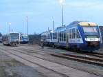 Am 16.04.2013 in Halberstadt Lint 27 des Hex und RS 1 der MRB warten bei der VIS auf neue Aufgaben im Regionalverkehr.