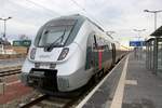 9442 803 (Bombardier Talent 2) von Abellio Rail Mitteldeutschland als RB 74622 (RB20) nach Eisenach steht in ihrem Startbahnhof Halle(Saale)Hbf auf Gleis 11 A-C.