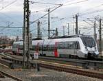 1442 663 (Bombardier Talent 2) der S-Bahn Mitteldeutschland (MDSB II | DB Regio Südost) als S 37849 (S8 | RB42) von Magdeburg Hbf erreicht ihren Endbahnhof Halle(Saale)Hbf auf Gleis 11 E-G. Bild durchlief die Selbstfreischaltung. [27.12.2017 | 15:10 Uhr]