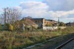 Die ehemalige Zufahrt zum RAW am 12.11.2023 in Halle (S) Hbf. 