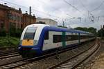 Bpmbdfa mit Zuglok 245 215-9 von DB Regio Nord als RE 4190 (RE6) nach Westerland(Sylt) verlässt seinen Startbahnhof Hamburg Hbf. [29.7.2017 - 14:07 Uhr]