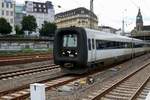 MFB 5281 (IC3) der Dänischen Staatsbahn (DSB) als IC-Garnitur verlässt Hamburg Hbf. [29.7.2017 - 14:21 Uhr]