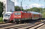 IC2229 von Kiel Hauptbahnhof nach Frankfurt(Main) Hauptbahnhof trifft am 2.9.2017 im Hamburger Hauptbahnhof auf 112 153 mit dem RE7 (RE21068) nach Flensburg.