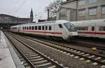 IC208 von Basel SBB nach Kiel Hauptbahnhof verlässt am 20.1.2018 den Hamburger Hauptbahnhof.