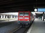 112 153-2 mit einer RB nach Kiel Hbf am 18.05.2007 im Hbf Hamburg