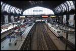 berblick Des Bahnhofs Hamburg-Hbf Mit Einfahrendem ICE 1 Aus Karlsruhe-Hbf.05.08.07