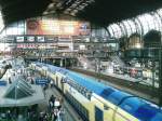 Hamburg Hbf am 20.08.2007 mit Metronom im Vordergrund