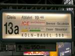 HAMBURG, 16.08.2005, Zugzielanzeiger in Hamburg Hbf