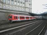 Hier eine S-Bahn nach Hamburg Hbf., bei der Ausfahrt am 13.3.2010 aus Hamburg Hbf.