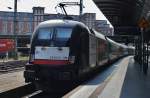 Hier 182 526-4 und 182 530-6 mit HKX1802 von Hamburg-Altona nach Kln Hbf., bei der Ausfahrt am 27.7.2012 aus Hamburg Hbf.