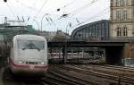 401 010-4 / 401 510-3  Gelsenkirchen  als ICE 901 von Hamburg-Altona nach Berlin Sdkreuz bei der Ausfahrt aus Hamburg Hbf am 10.05.2013