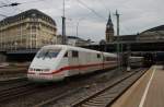 Hier 401 085-6  Freilassing  als ICE901 von Hamburg-Altona nach	Berlin Sdkreuz, bei der Einfahrt am 4.10.2013 in Hamburg Hbf.