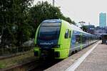 Der Nordbahn Triebzug ET 6.05 (94 80 1 430 040-4 D-NBE) war am 24. Juli 2023 in Hamnburg Altona abgestellt und wartet auf weitere Aufgaben.

Hamburg - Altona, 24.07.2023