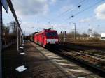 186 331-5 mit Güterzug in Hanau Hbf am 09.02.13