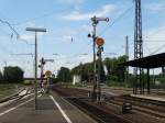 Ja in Hanau Hbf Südseite gibt es Sie noch die guten alten Flügelsignale oder auch Formsignale genannt. Hier am 17.07.14 in Hanau