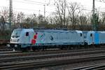 Akiem/CTL Logistics Bombardier Traxx 187 503-8 am 07.01.18 in Hanau Hbf Süd vom einen Gehweg aus fotografiert