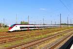 SBB CFF FFS Stadler Giruno RABe 501 023-2 am 10.09.23 in Hanau Hbf vom Bahnsteig aus fotografiert