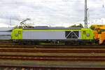 Alpha Trains Siemens Vectron DualMode 2248 036-6 am 03.11.23 in Hanau Hbf abgestellt vom Bahnsteig aus fotografiert