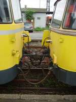 Die beiden Kupplungen des Gleismesszuges in Hanau Hbf am 28.08.10