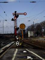 Ein Zwerg Formsignal in Hanau Hbf am 09.02.13