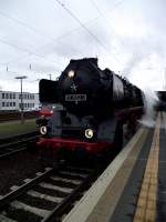 50 3552 der Museumseisenbahn Hanau steht am 07.12.13 in Hanau Hbf 