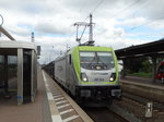 CAPTRAIN/Akiem Bombardier Traxx 187 012 mit Autotransportwagen am 22.08.16 in Hanau Hbf