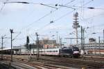 ES64U2-017 am 16.4.10 mit dem IC1946 nach Berlin in Hannover HBF.