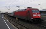 101 131-1, wenn ich es richtig in Erinnerung habe eine der ehemaligen MET-Loks, war am 22.10.2010 am IC 2860 von Berlin Ostbahnhof nach Kln Hbf unterwegs.