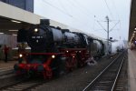 Als Nostalgiezug fuhr am 19.02.2011 die 042 096-8 von Hannover Hbf.