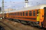 Locomorepersonenwagen in Hannover Hbf, am 04.02.2017.