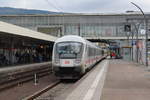Am 25.10.2017 verlässt IC2279 Den Hauptbahnhof Heidelberg in Richtung Karlsruhe.