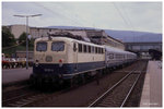 110120 mit einer Silberling Garnitur nach Kaiserslautern am 11.08.1989 um 13.58 Uhr im HBF Heidelberg.